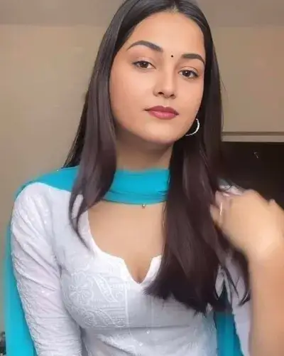 Escort In Nakhatrana